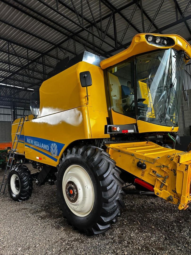 COLHEITADEIRA NEW HOLLAND TC 5.90 ANO 2021 COMPLATAFORMA DE CORTE 30 PÉS CARACOL