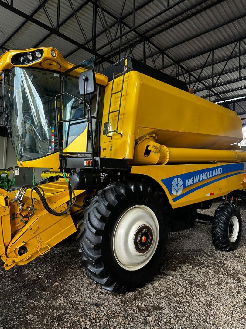 COLHEITADEIRA NEW HOLLAND TC 5.90 ANO 2021 COMPLATAFORMA DE CORTE 30 PÉS CARACOL
