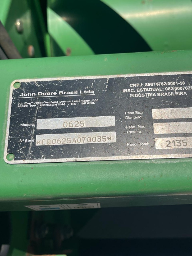 COLHEITADEIRA JOHN DEERE 1550 FILIPADA 25 PÉS ANO 2007