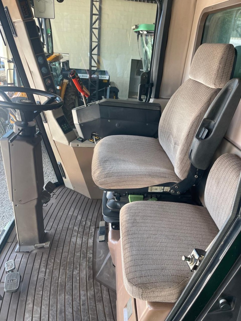 COLHEITADEIRA JOHN DEERE 1550 FILIPADA 25 PÉS ANO 2007