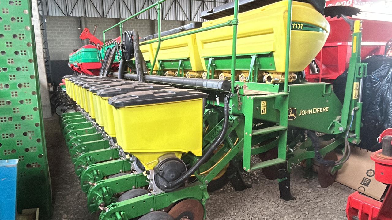 PLANTADEIRA JOHN DEERE 1111 VÁCUO 2020