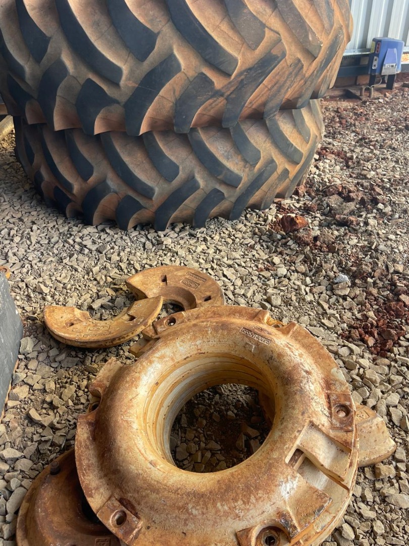 TRATOR FORD 6610 4X2 ANO 1988 COM CABINE 