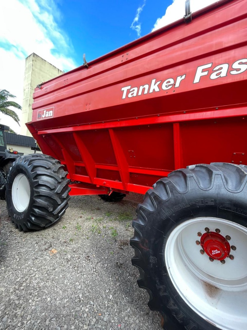 CARRETA GRANELEIRA JAN TANKER FAST 33000 ANO 2022