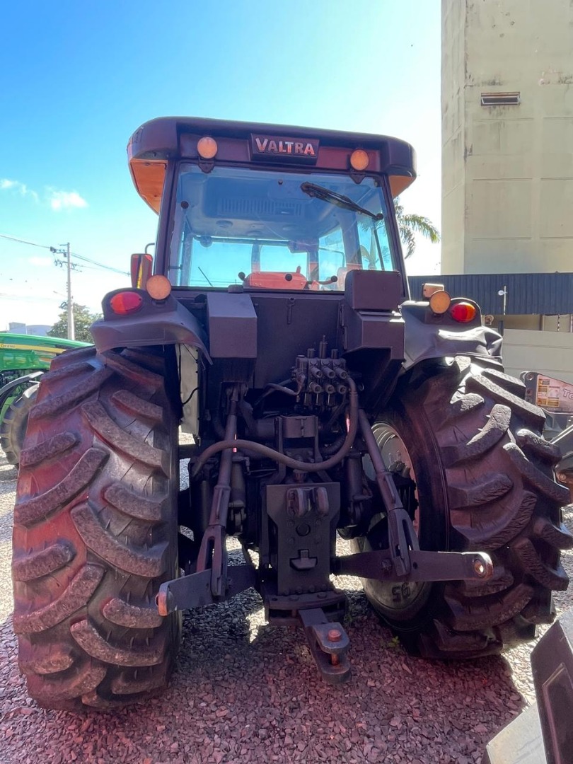 TRATOR VALTRA BH 185 2009