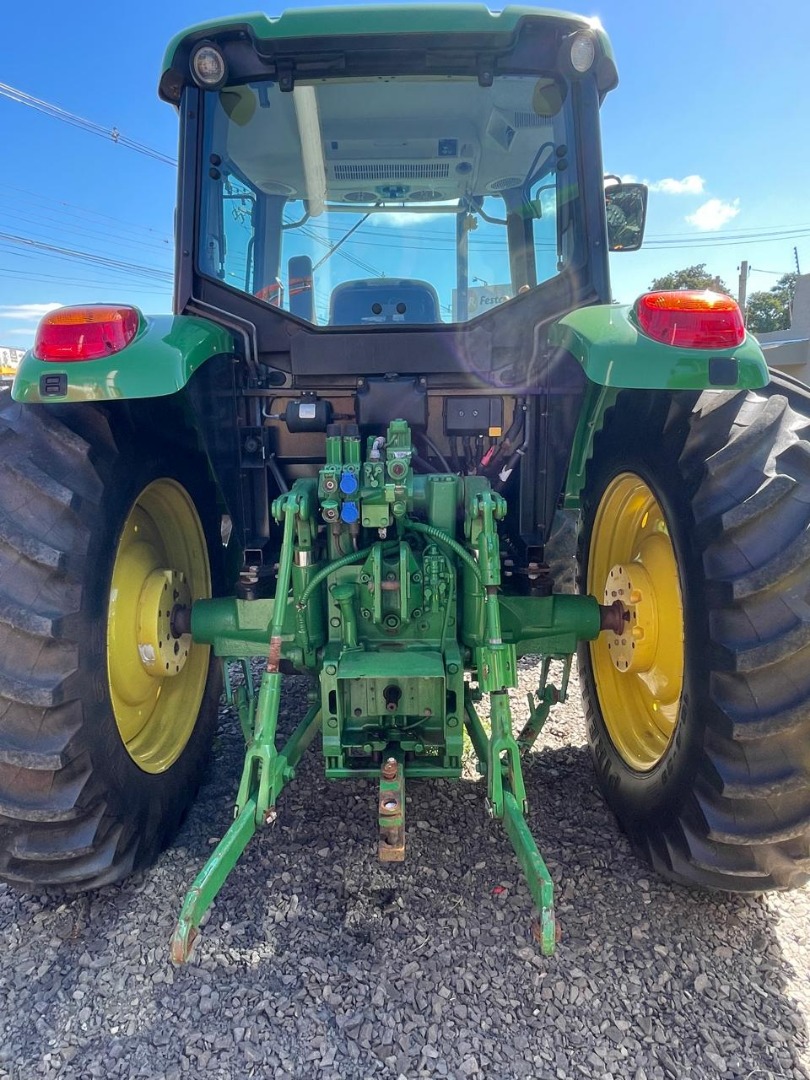TRATOR JOHN DEERE 6100J 2021