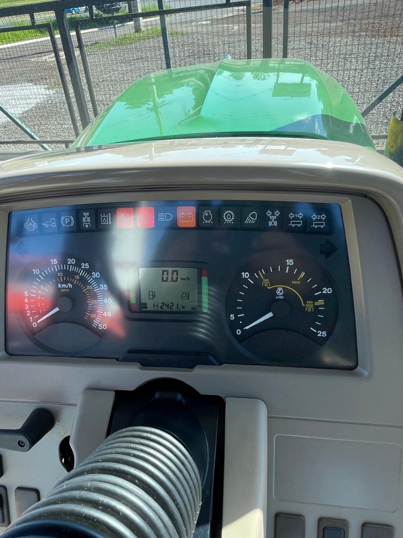 TRATOR JOHN DEERE 6100J 2021