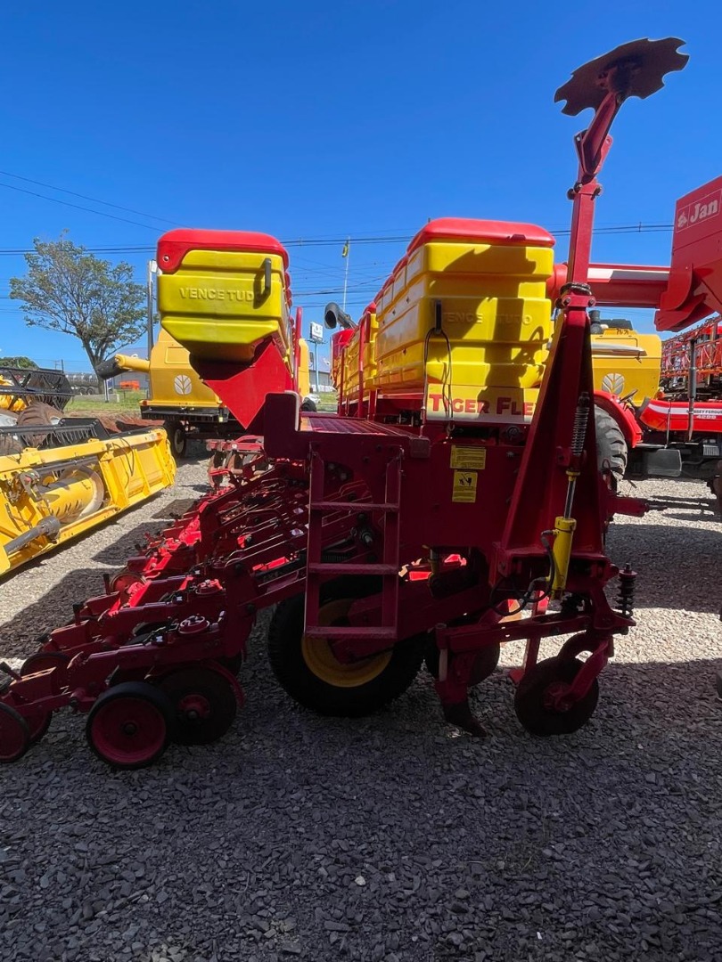 PLANTADEIRA VENCE TUDO TIGER FLEX 13300 13X45