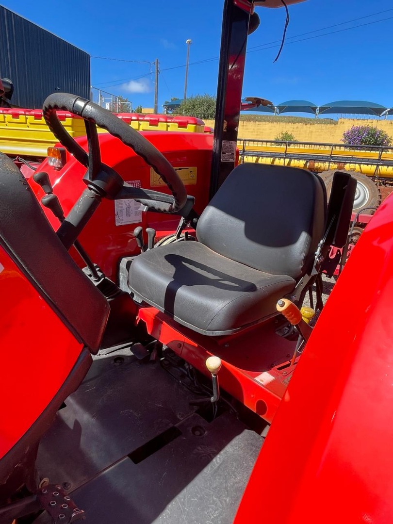 TRATOR MASSEY FERGUSSON 4299 ANO 2013