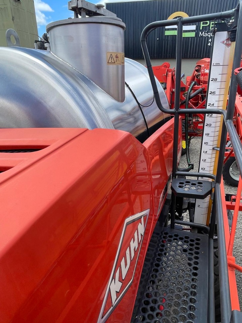 PULVERIZADOR KUHN FIGHTER 3000 ANO 2023