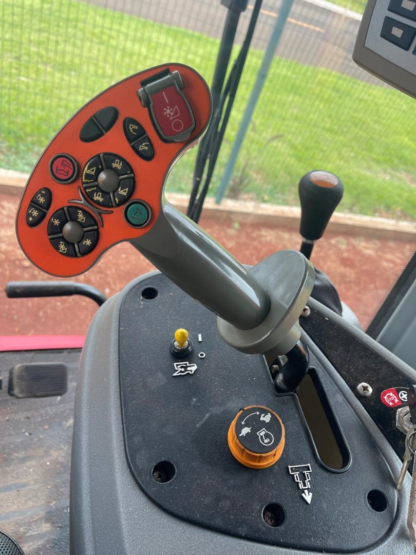 COLHEITADEIRA MASSEY FERGUSSON 5690 HYBRID 2021