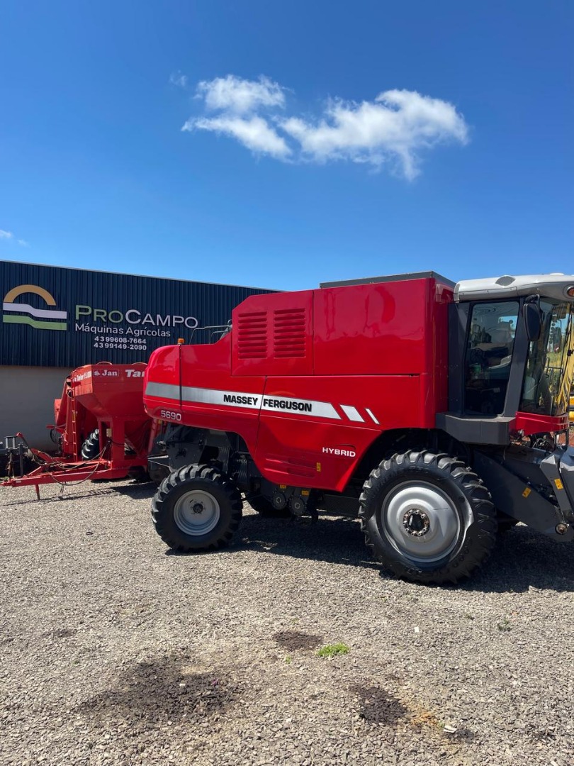 COLHEITADEIRA MASSEY FERGUSSON 5690 HYBRID 2021
