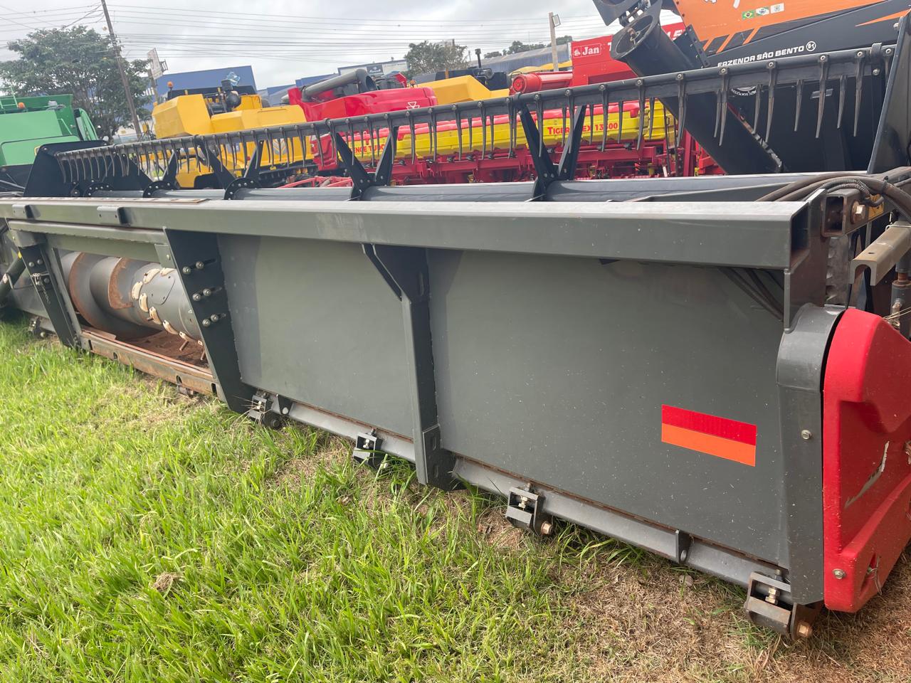 COLHEITADEIRA MASSEY FERGUSSON 5690 HYBRID 2021