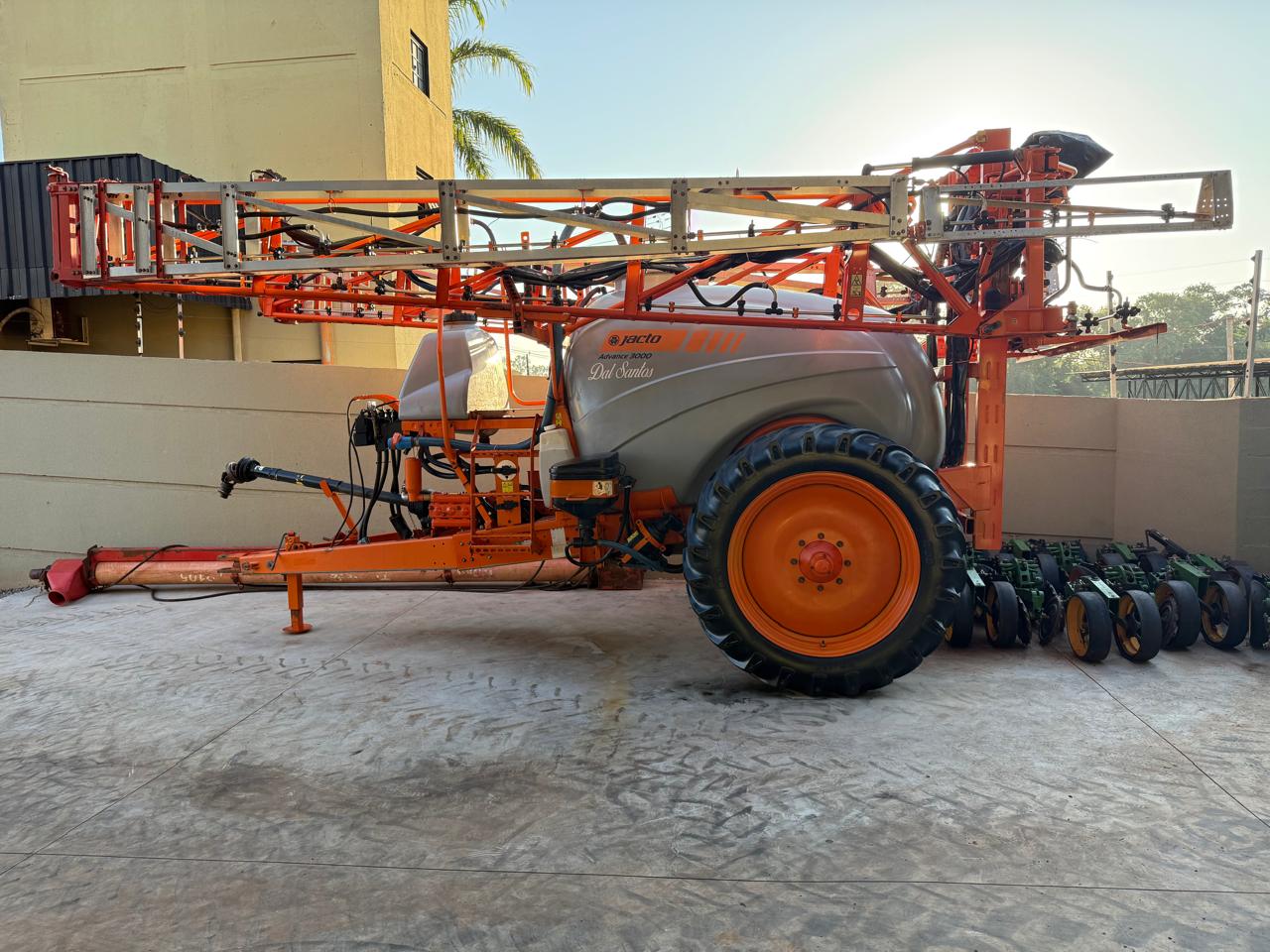 PULVERIZADOR JACTO AM 24