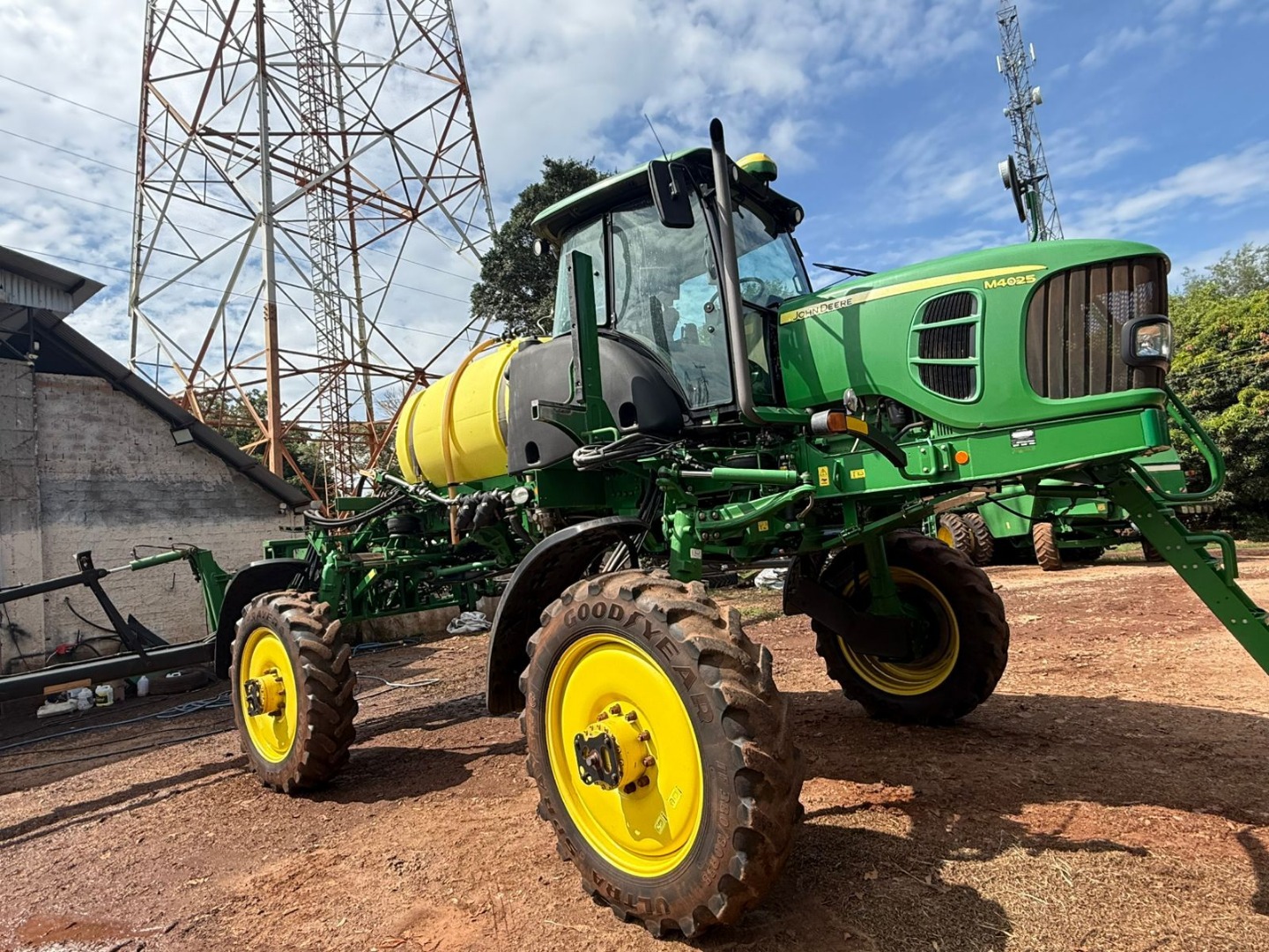 PULVERIZADOR JOHN DEERE M 4025
