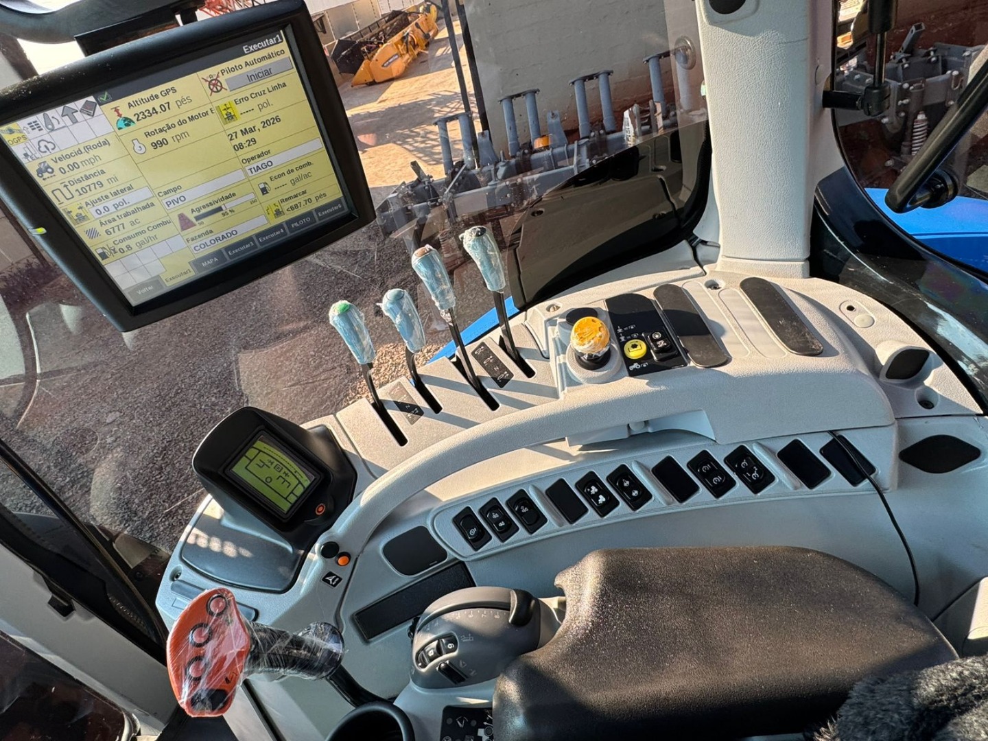 TRATOR NEW HOLLAND T7 260