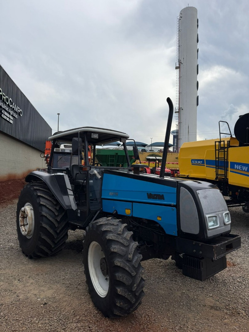 TRATOR VALTRA BM 110